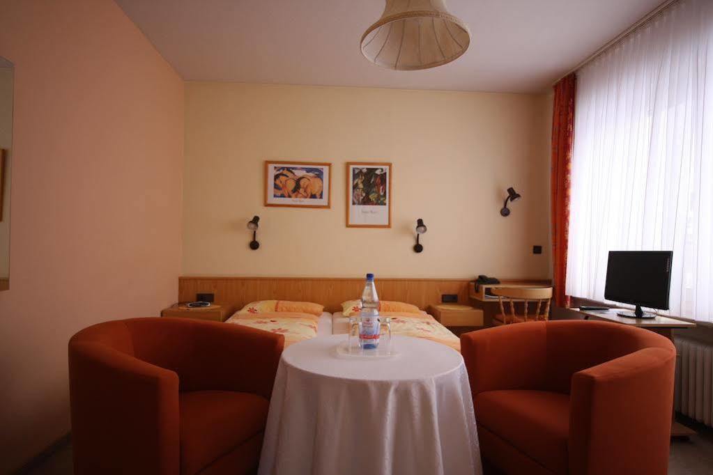 Haus Am Kurpark Hotel Garni Бад-Штебен Экстерьер фото